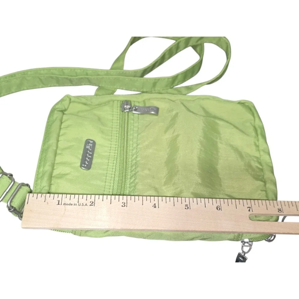 Baggallini Olive‎ Green Zip Crossbody Bag Handbag Wallet Pocket Convertible